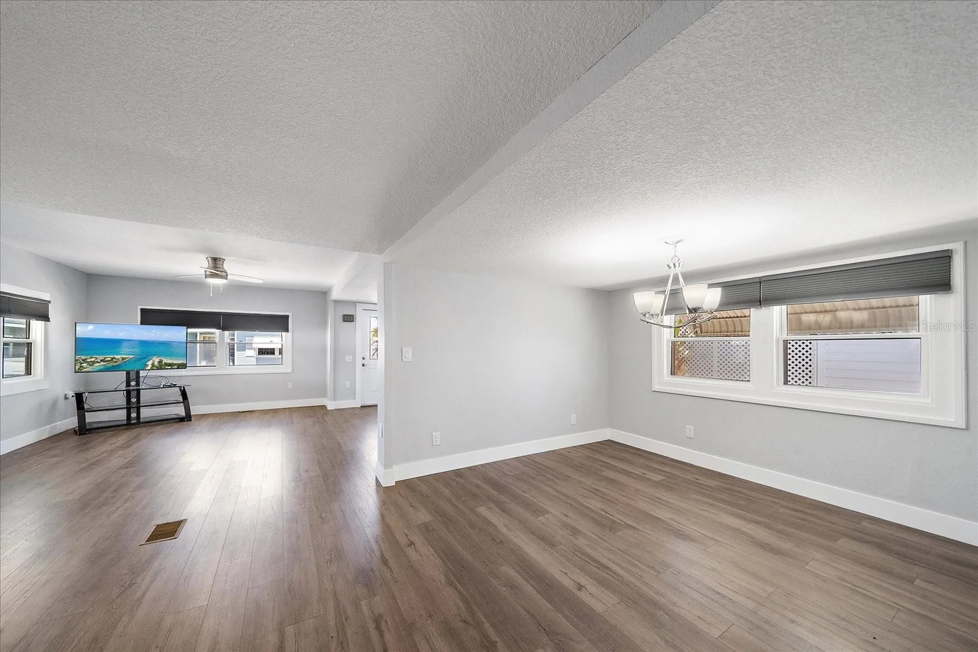 30 Flores Drive Palmetto FL 34221