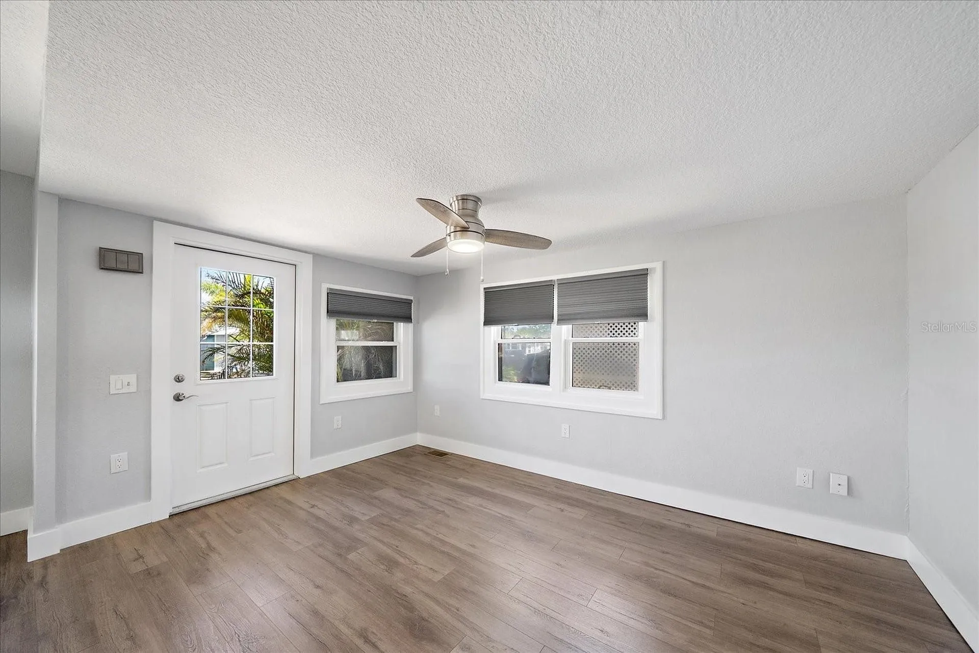 30 Flores Drive Palmetto FL 34221