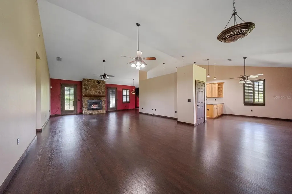 7706 257th Street E Myakka City FL 34251