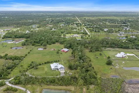 7706 257th Street E Myakka City FL 34251