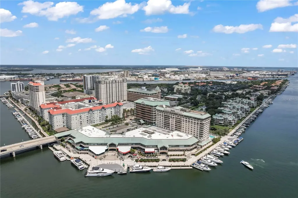 501 Knights Run Avenue Tampa FL 33602