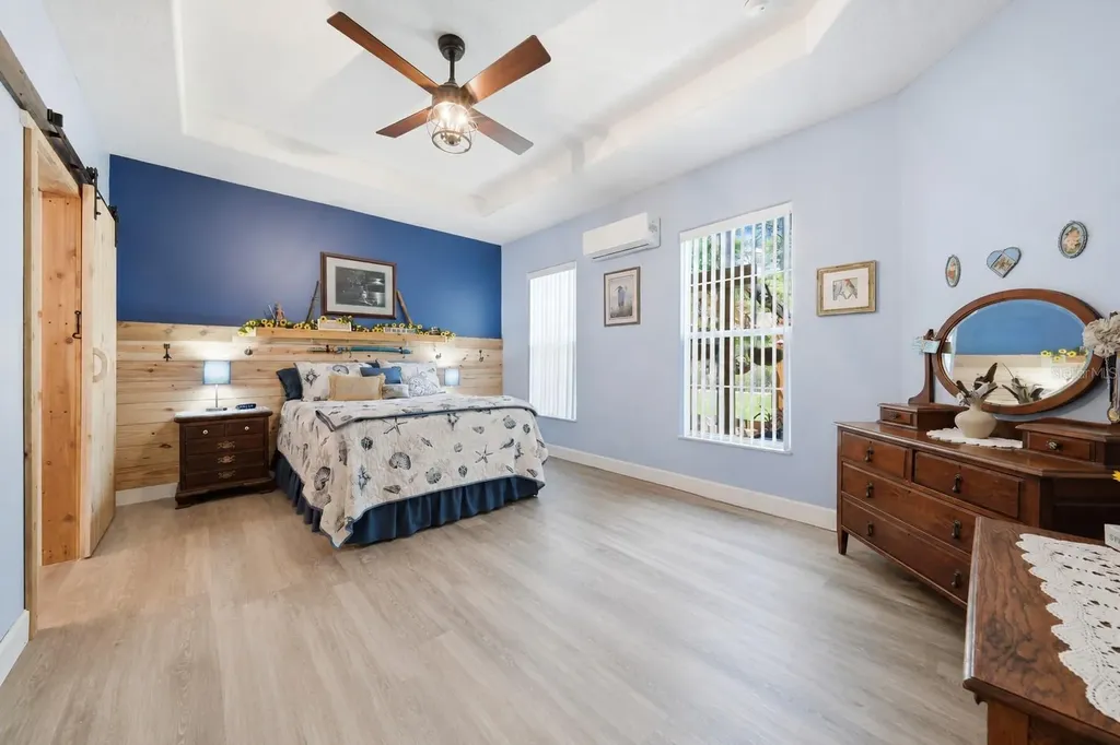 1160 NE 130th Terrace Silver Springs FL 34488