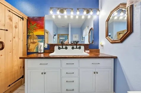 1160 NE 130th Terrace Silver Springs FL 34488