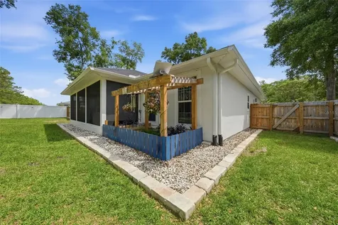 1160 NE 130th Terrace Silver Springs FL 34488