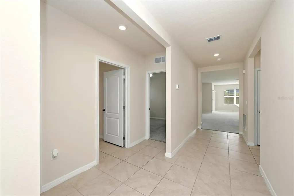 2725 Dumont Lane Tavares FL 32778