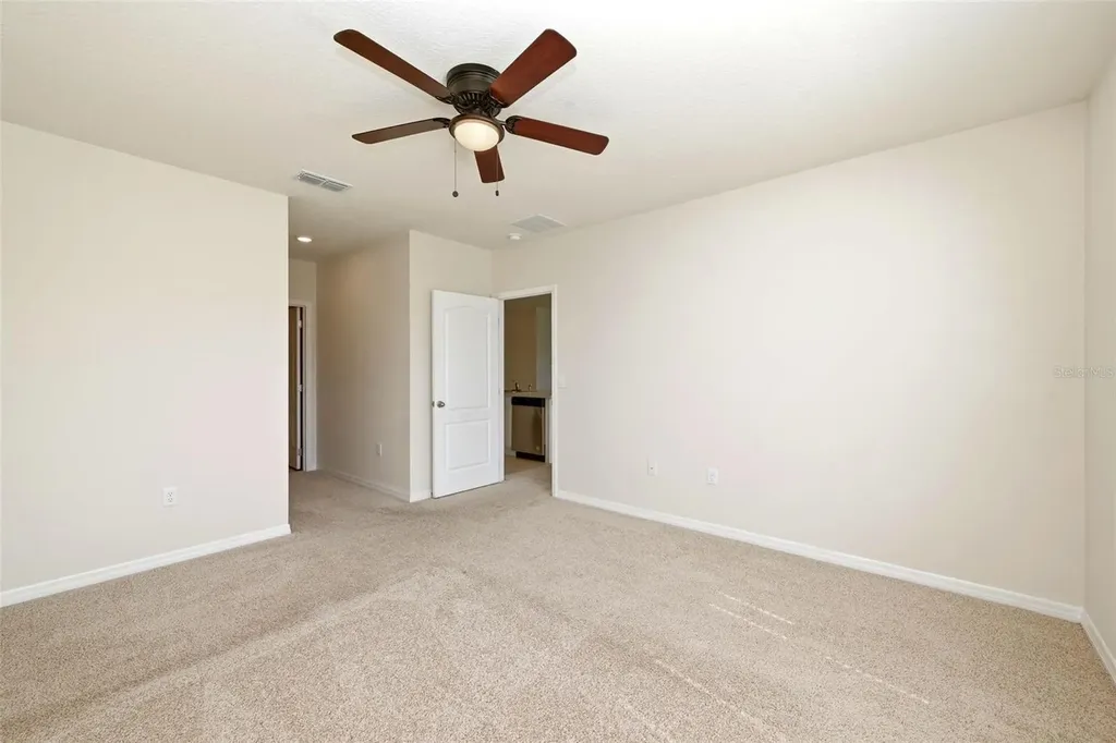 2725 Dumont Lane Tavares FL 32778