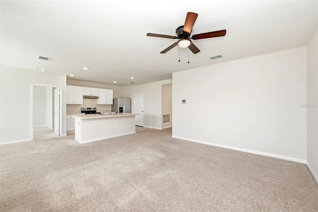 2725 Dumont Lane Tavares FL 32778