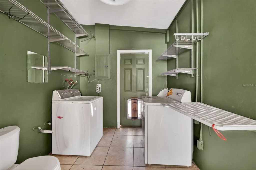 5828 22nd Street W Bradenton FL 34207