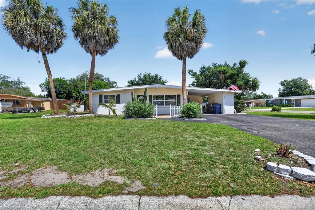 5828 22nd Street W Bradenton FL 34207