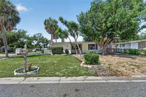 5828 22nd Street W Bradenton FL 34207