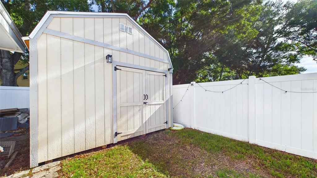 101 N Mercury Avenue Clearwater FL 33765