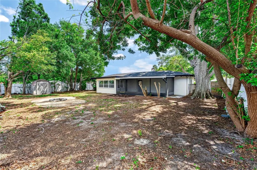 2141 Indian Avenue S Belleair Bluffs FL 33770