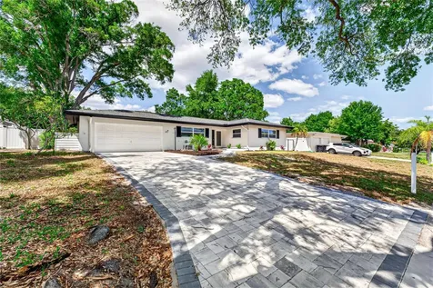 2141 Indian Avenue S Belleair Bluffs FL 33770