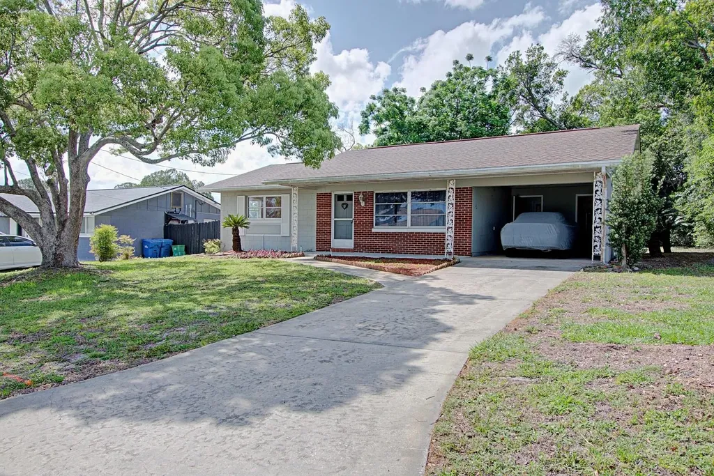 720 Crestview Drive Orange City FL 32763