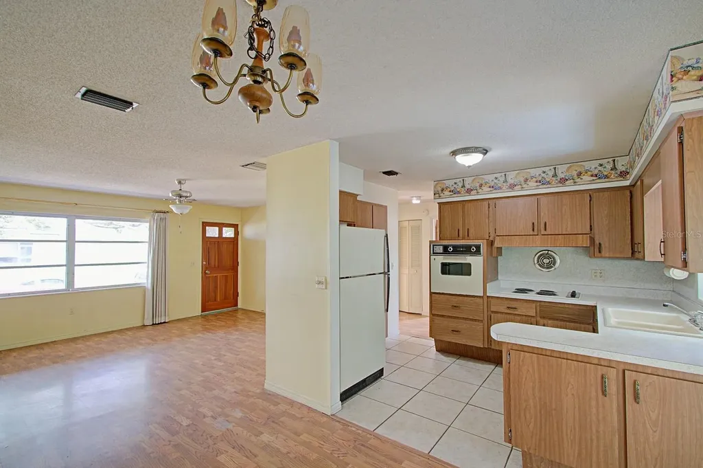 720 Crestview Drive Orange City FL 32763