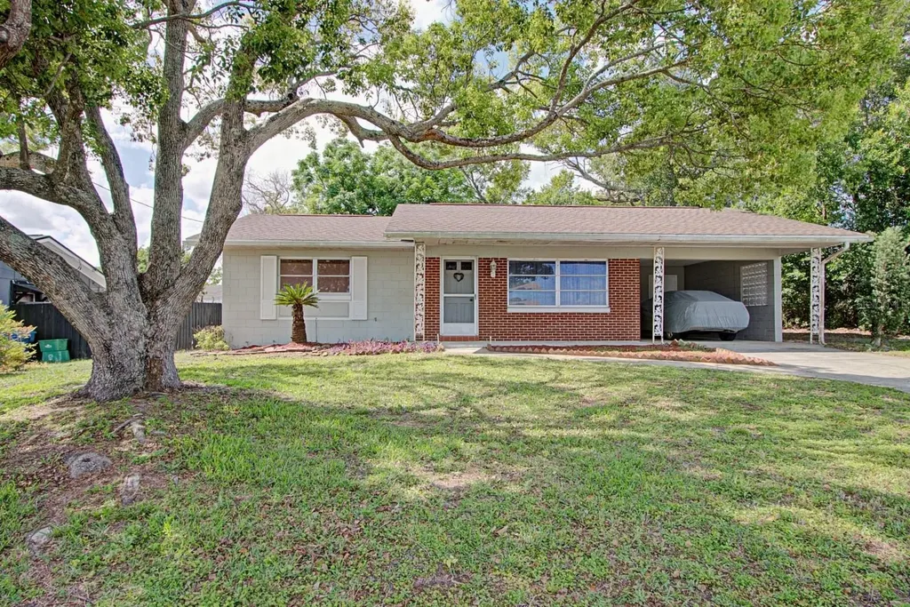 720 Crestview Drive Orange City FL 32763
