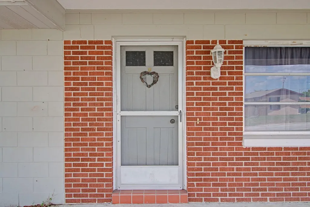 720 Crestview Drive Orange City FL 32763