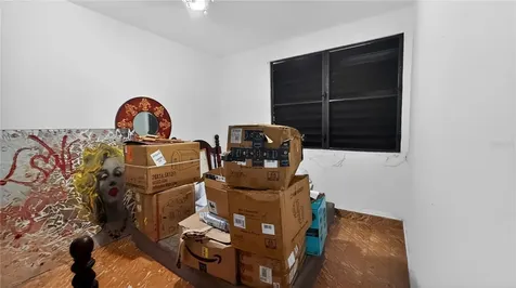 162 La Placita De Santurce, Dos Hermanos San Juan PR 00907