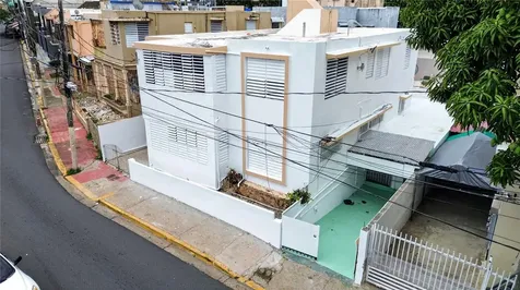 162 La Placita De Santurce, Dos Hermanos San Juan PR 00907
