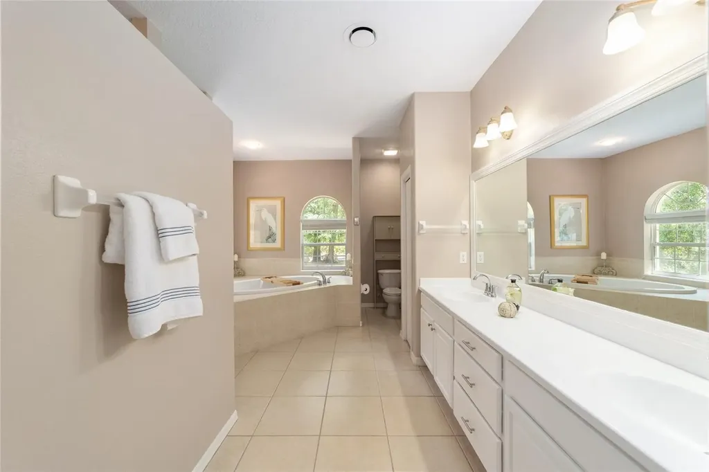 4060 S Kenvera Loop Inverness FL 34450
