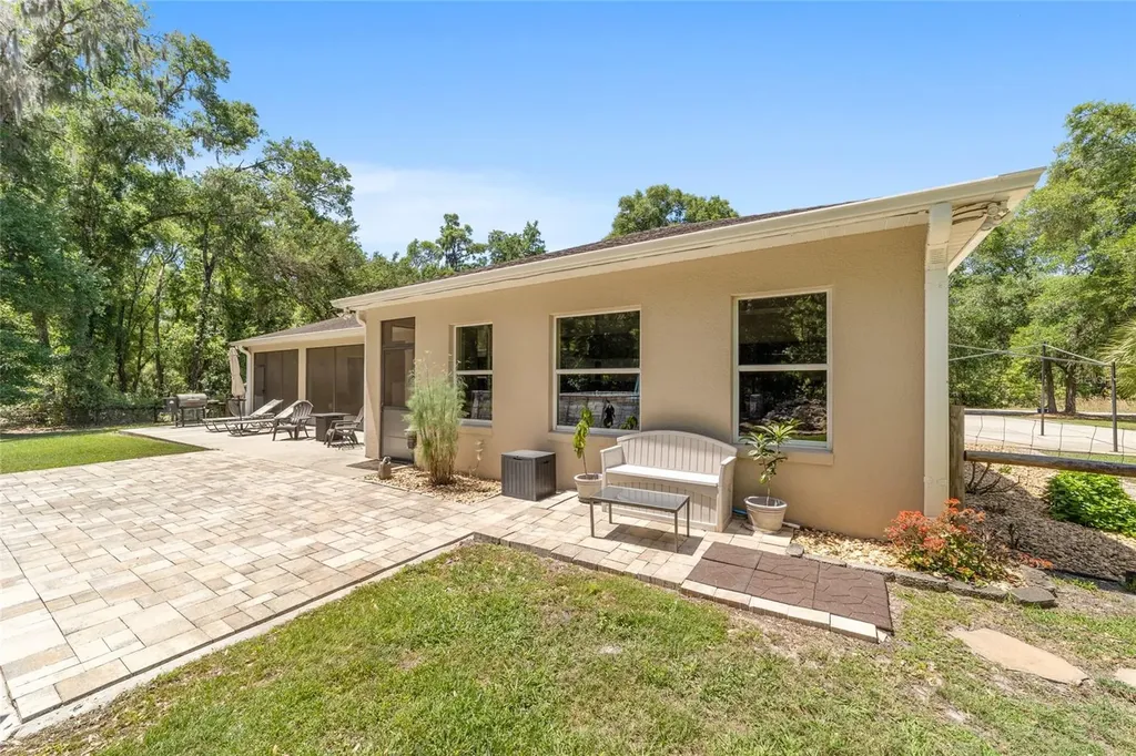 4060 S Kenvera Loop Inverness FL 34450