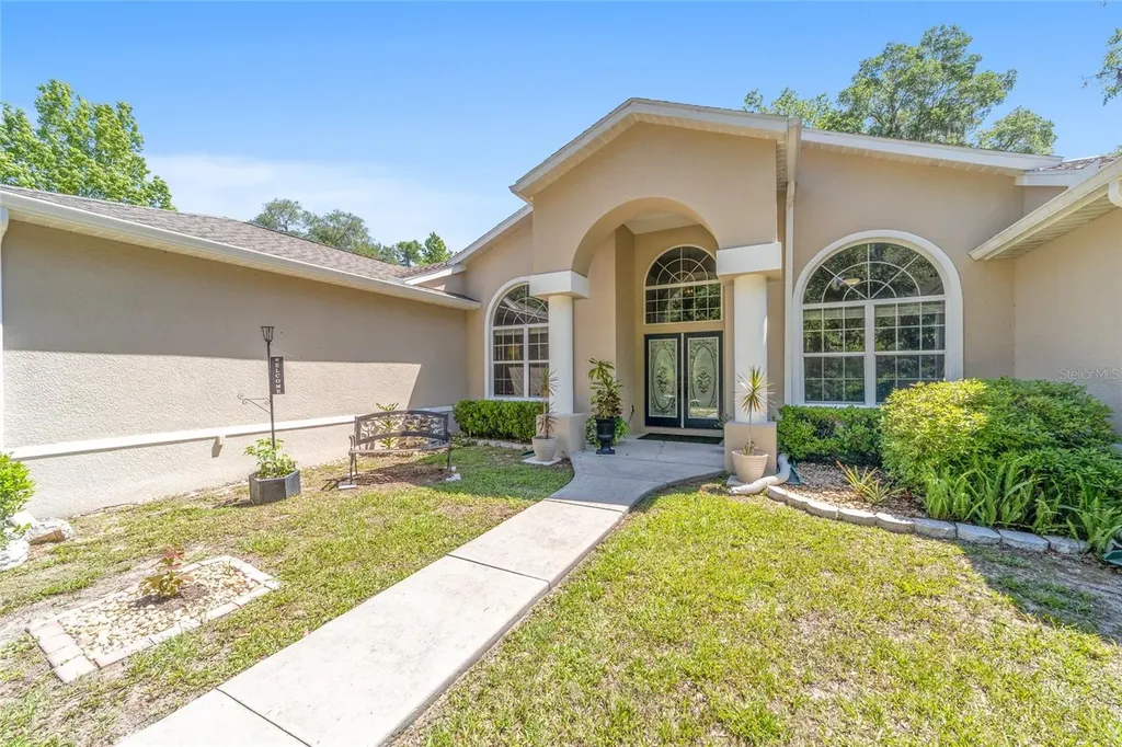 4060 S Kenvera Loop Inverness FL 34450