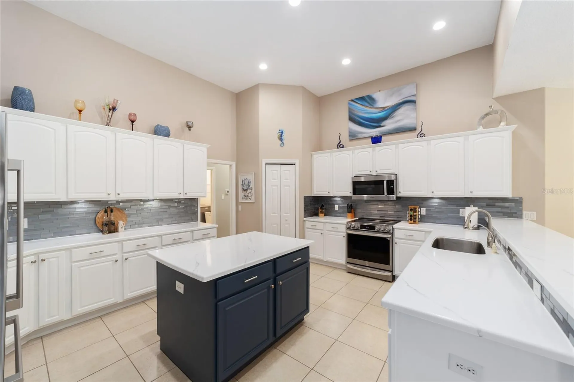 4060 S Kenvera Loop Inverness FL 34450