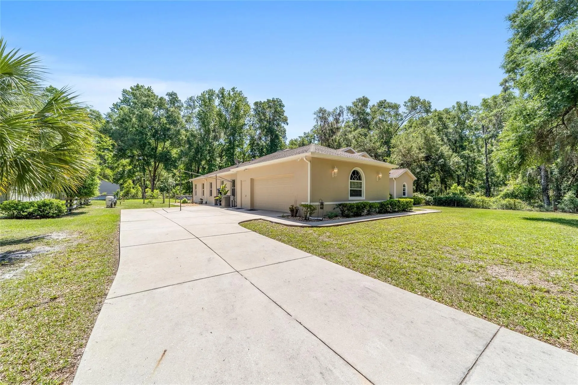 4060 S Kenvera Loop Inverness FL 34450