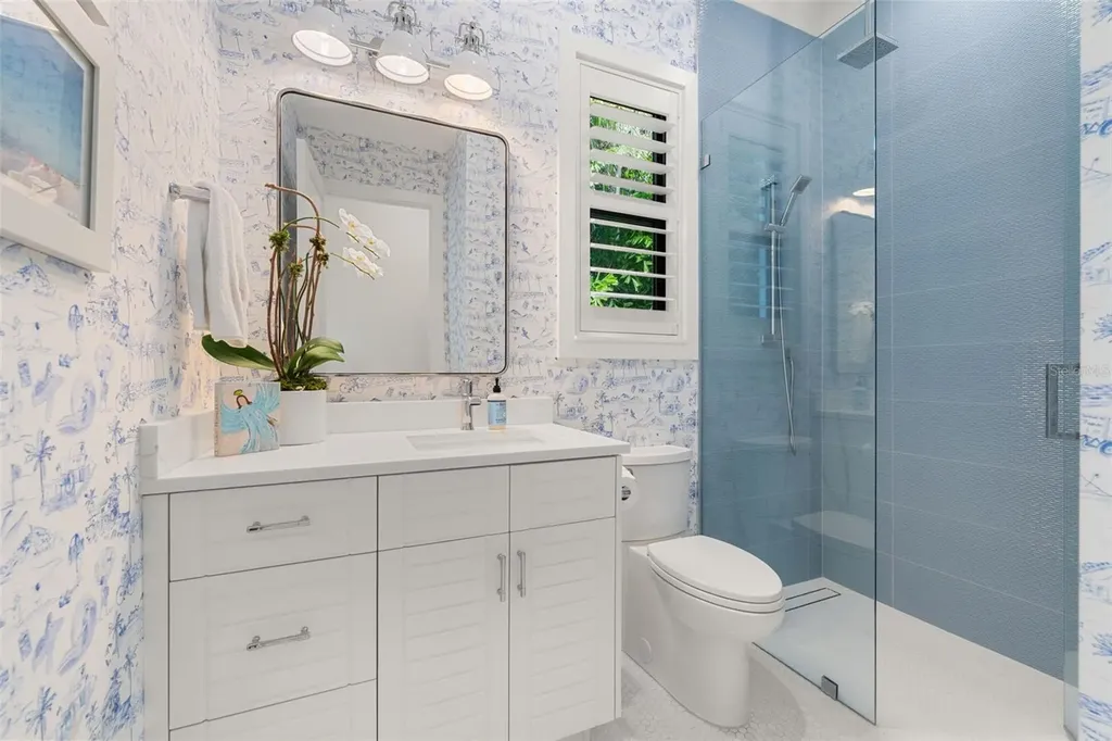 1815 S Lake Shore Drive Sarasota FL 34231