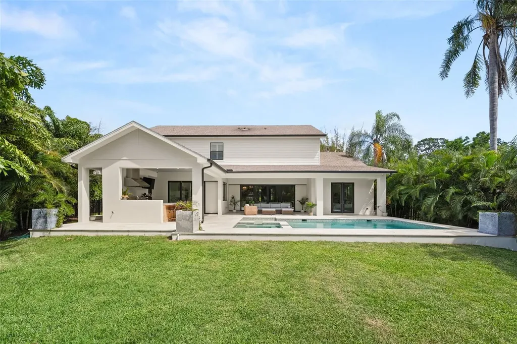 1815 S Lake Shore Drive Sarasota FL 34231