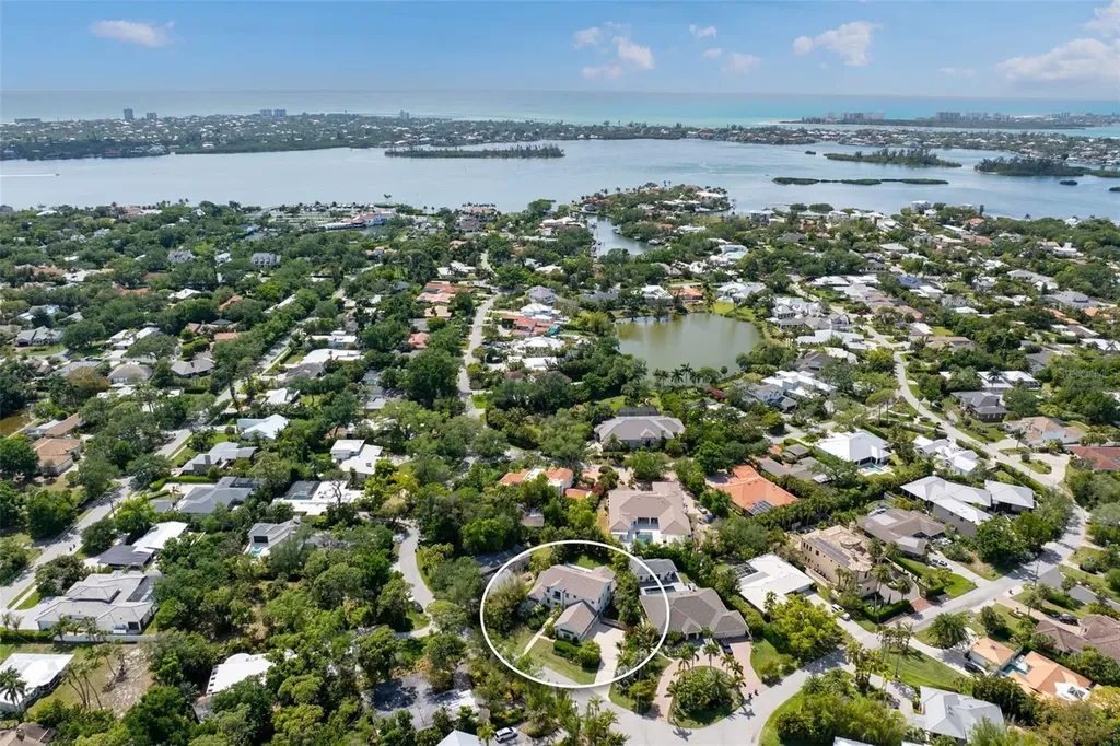 1815 S Lake Shore Drive Sarasota FL 34231