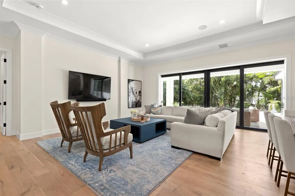 1815 S Lake Shore Drive Sarasota FL 34231