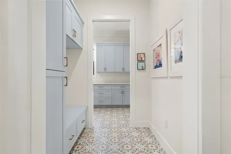 1815 S Lake Shore Drive Sarasota FL 34231