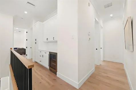 1815 S Lake Shore Drive Sarasota FL 34231