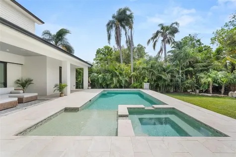 1815 S Lake Shore Drive Sarasota FL 34231