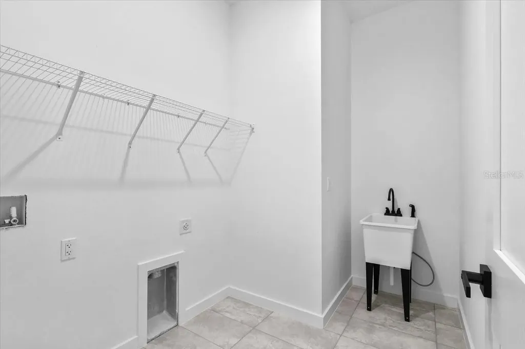 8681 N Circular Way Citrus Springs FL 34434
