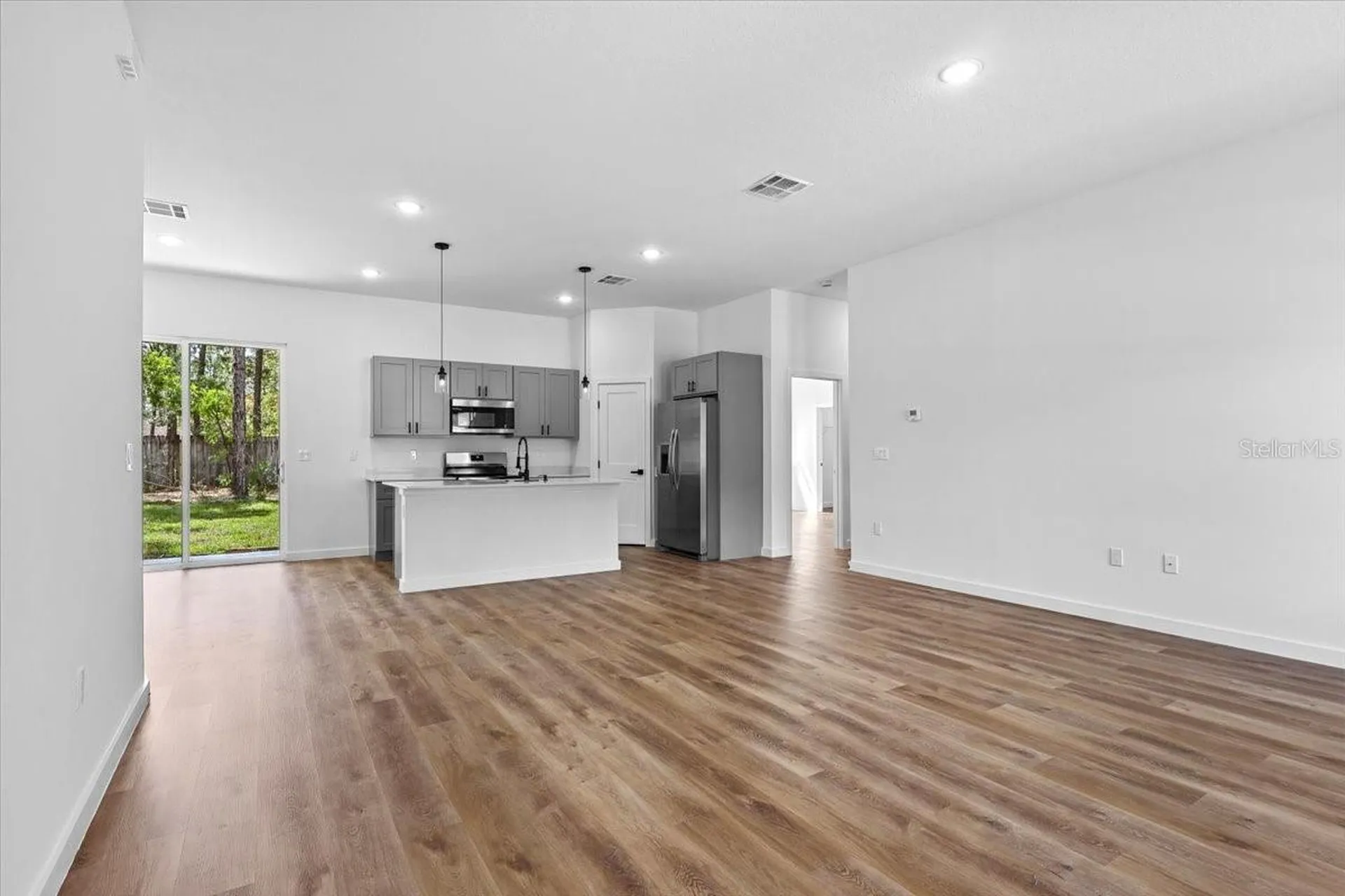 8681 N Circular Way Citrus Springs FL 34434