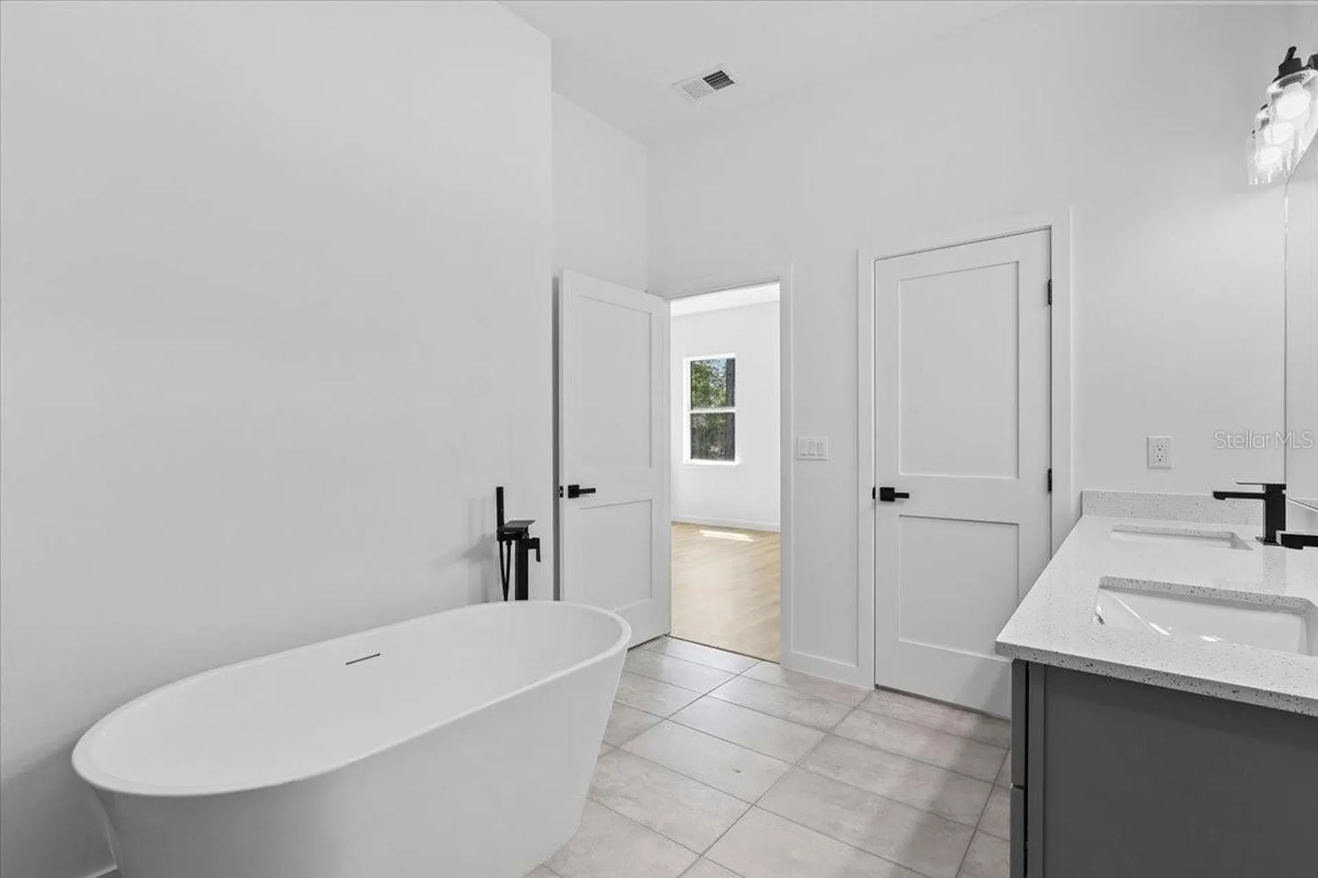 8681 N Circular Way Citrus Springs FL 34434
