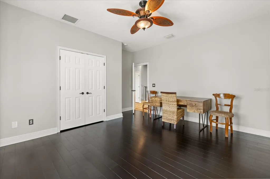 200 Vine Street Oviedo FL 32765