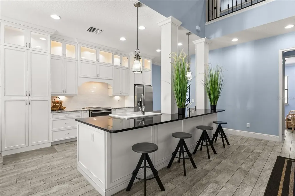 200 Vine Street Oviedo FL 32765