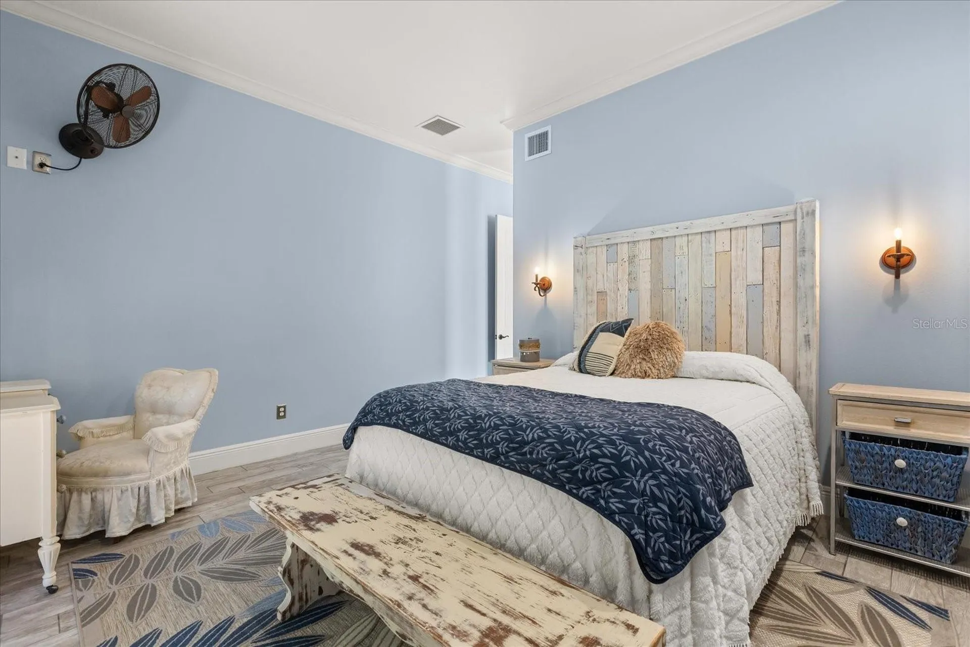 200 Vine Street Oviedo FL 32765