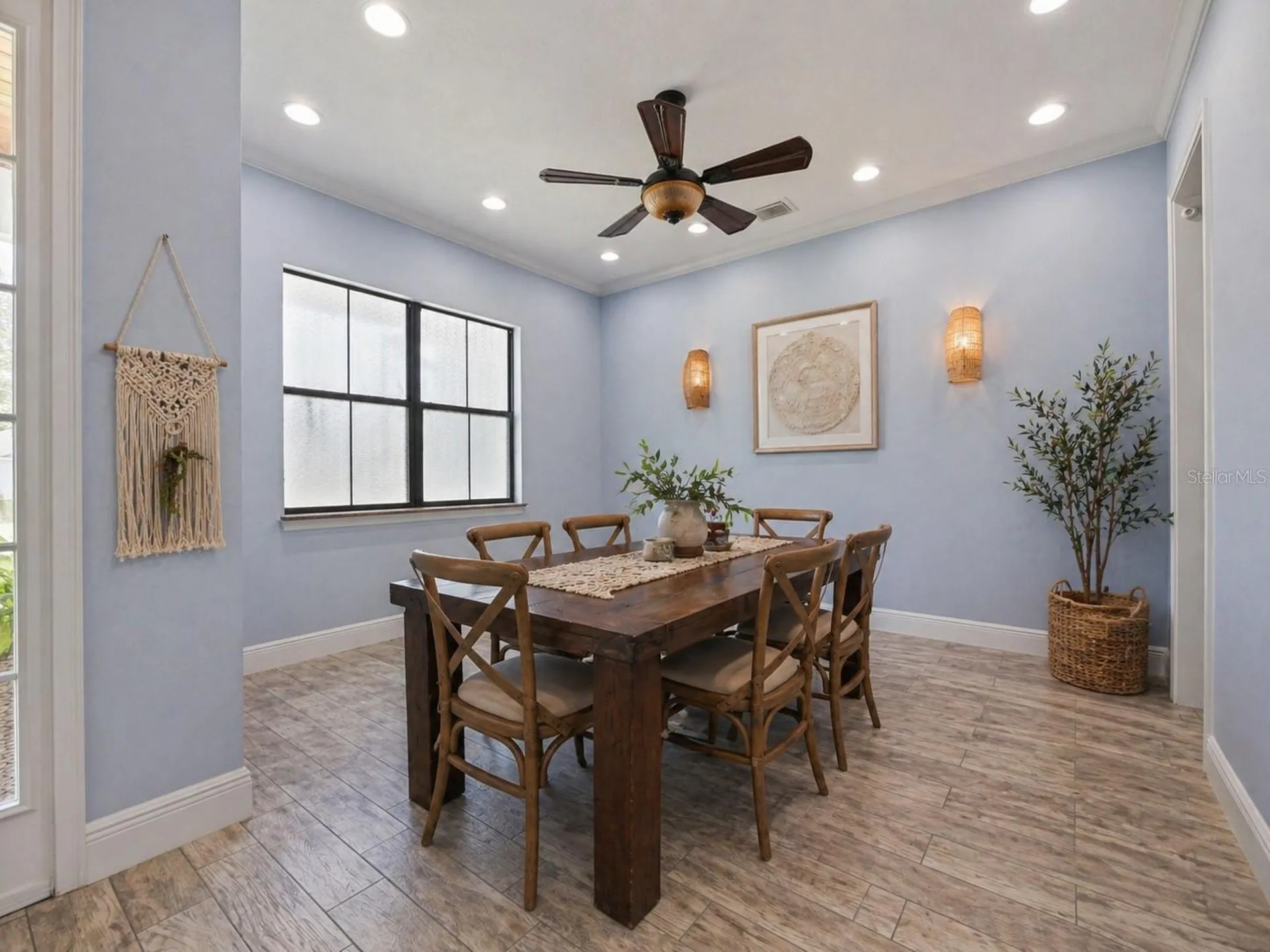 200 Vine Street Oviedo FL 32765
