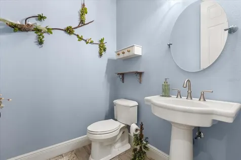 200 Vine Street Oviedo FL 32765