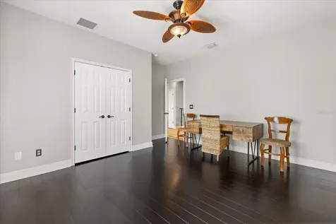 200 Vine Street Oviedo FL 32765