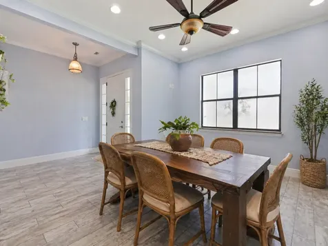 200 Vine Street Oviedo FL 32765