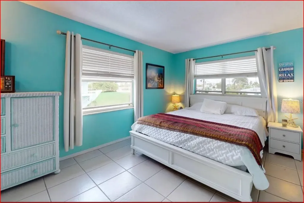 11440 1st Street E Treasure Island FL 33706