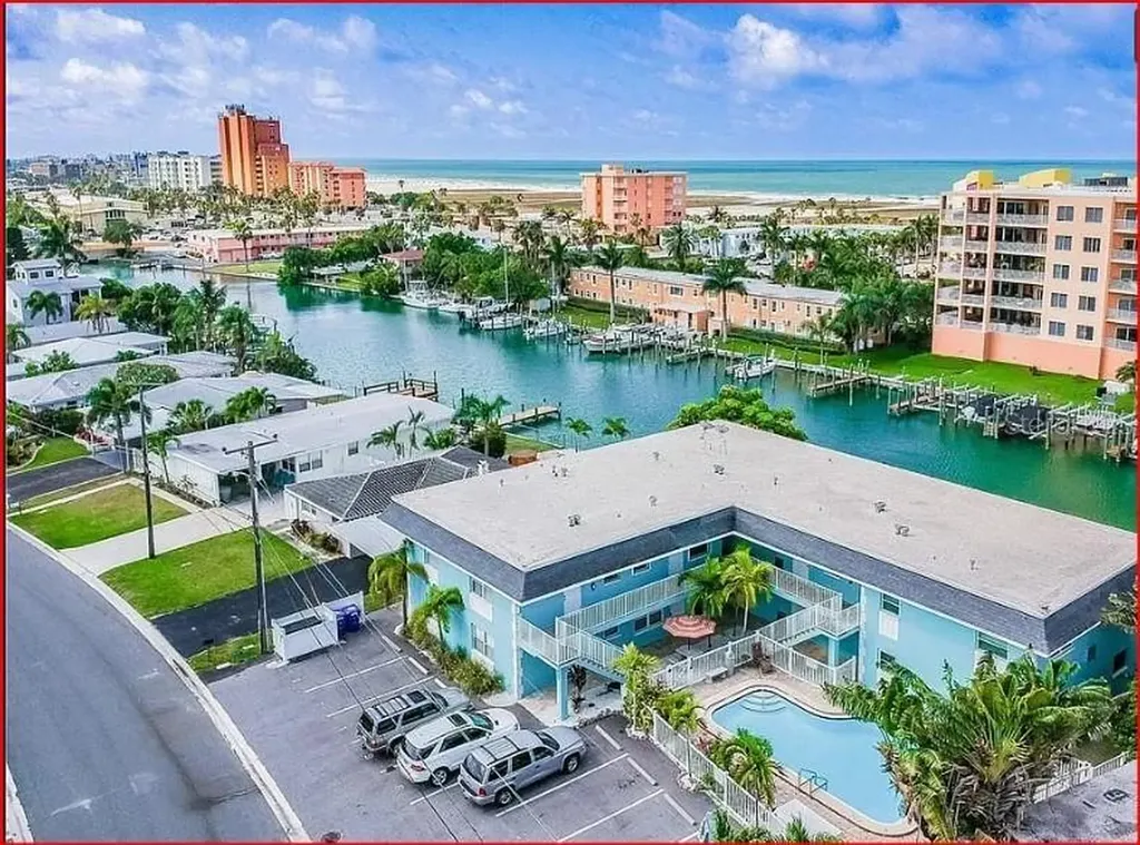 11440 1st Street E Treasure Island FL 33706