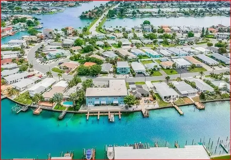 11440 1st Street E Treasure Island FL 33706