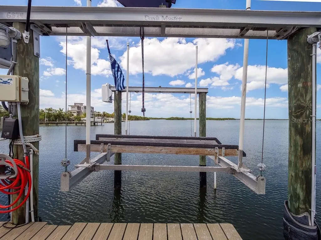 3 Michiana Place Terra Ceia FL 34250