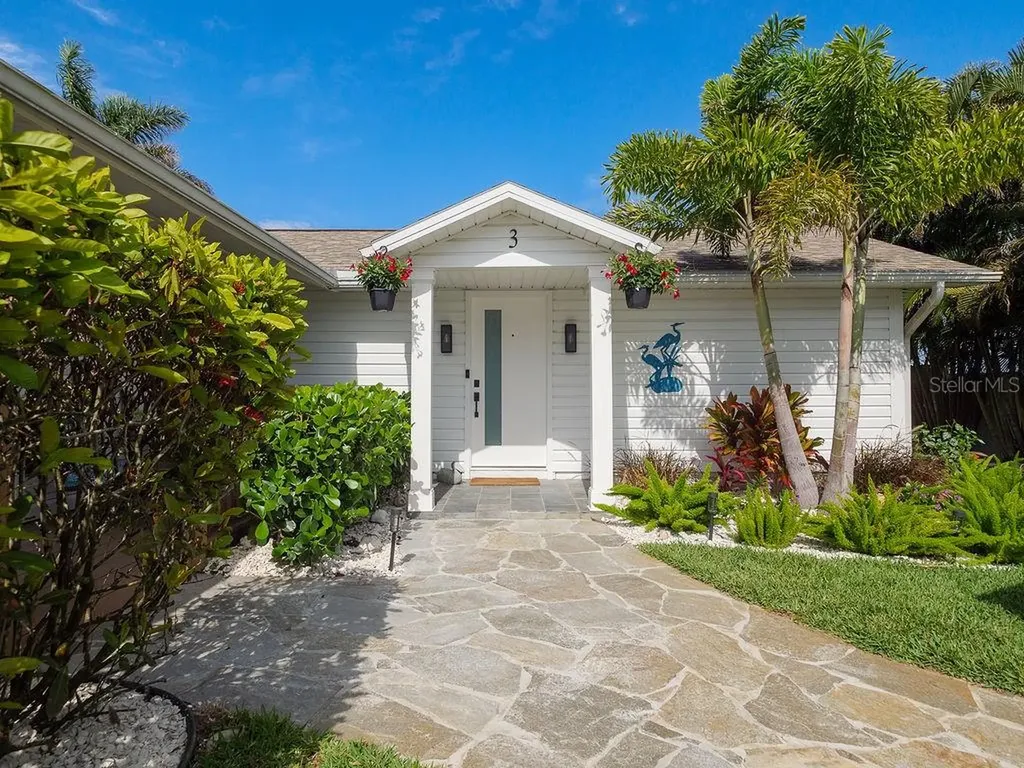 3 Michiana Place Terra Ceia FL 34250